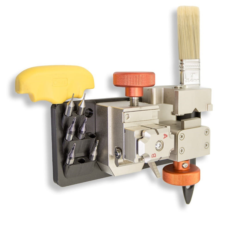 Triton/Black Widow—Wall-Mounted Jaw & Accessory Holder by Magnus